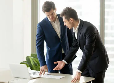 Advises on environmental issues and practices.. - kaiyun.com